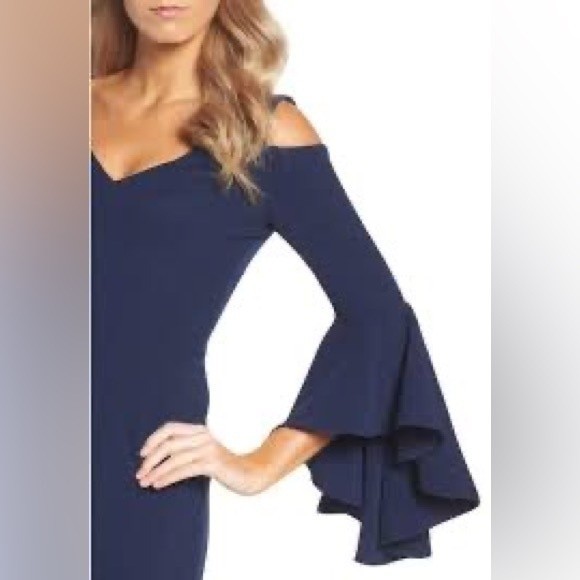 Maggy London Cold Shoulder Dress Size 0 NWT - Picture 4 of 8